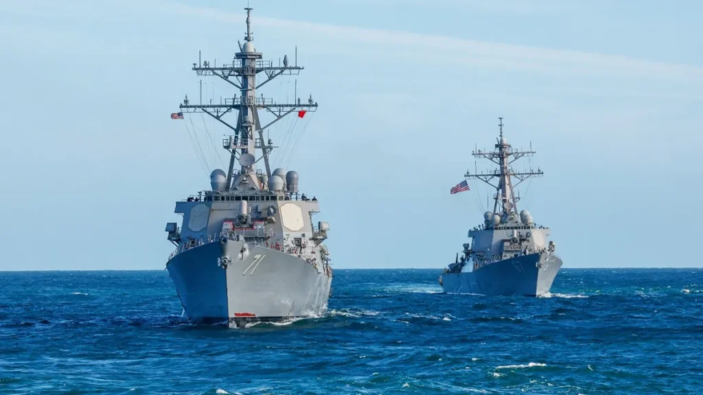 پیشبینی بورس فردا ۲۴ مرداد | بورس در انتظار تعیین تکلیف تنگه هرمز و مذاکرات 2 us blockade
